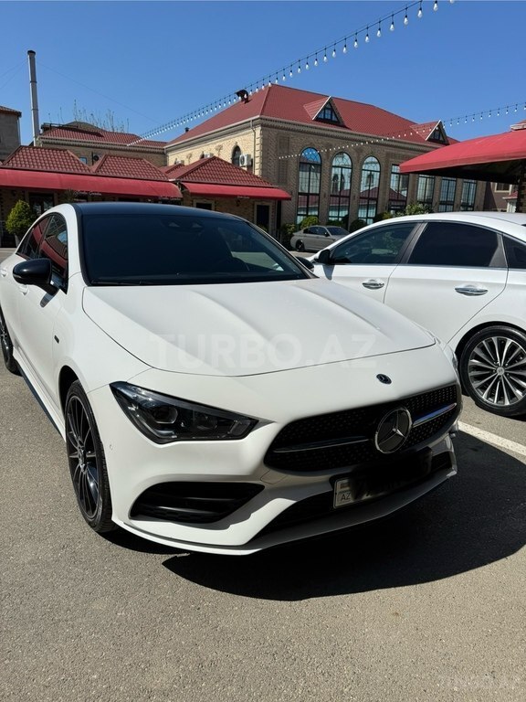 Mercedes CLA 250 e