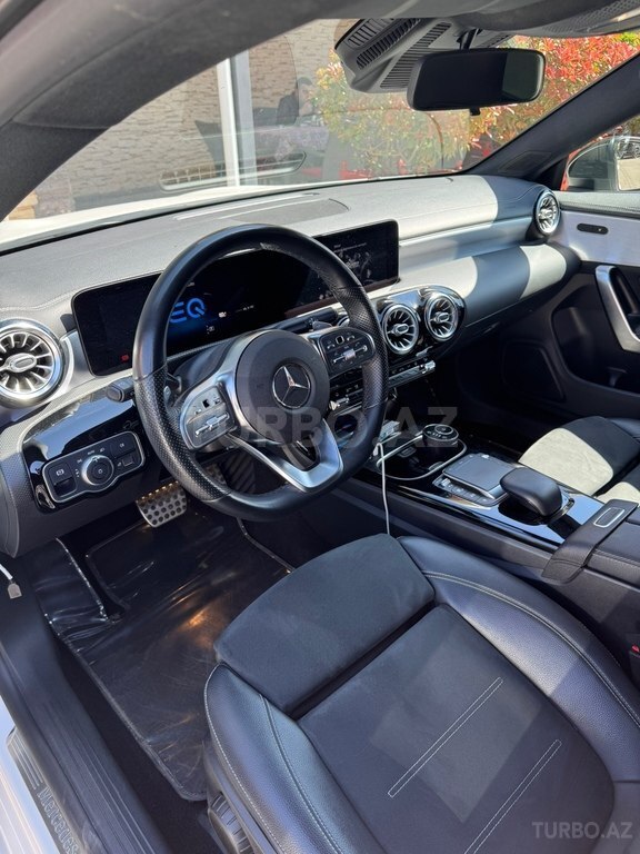 Mercedes CLA 250 e