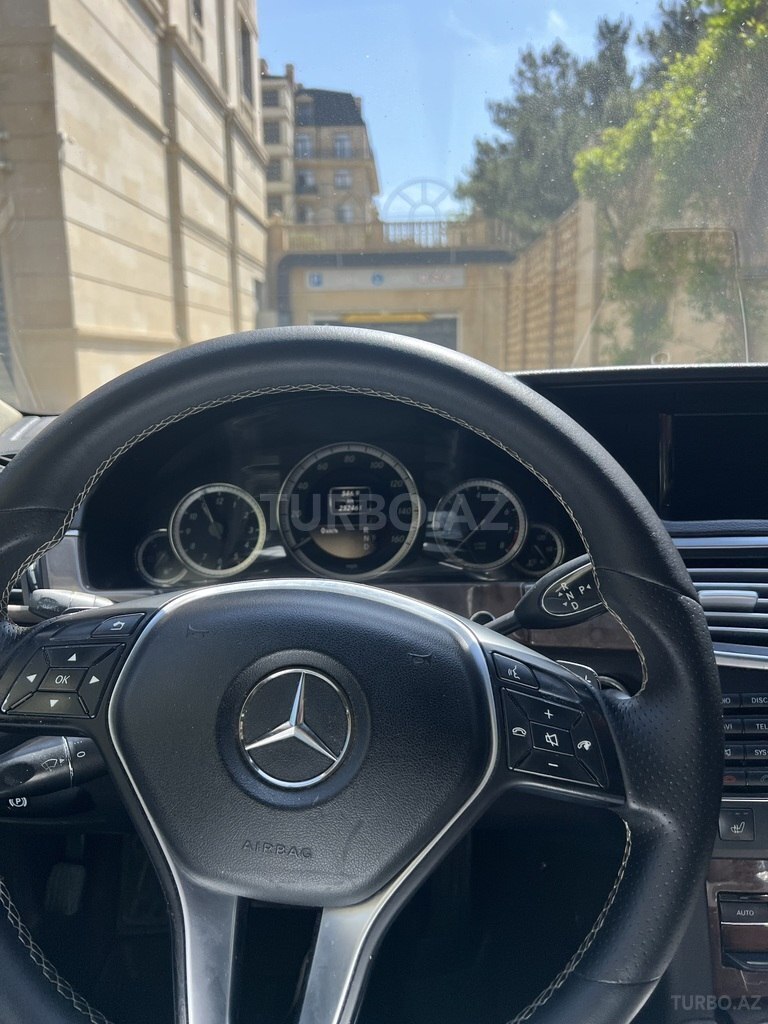 Mercedes E 350 4MATIC