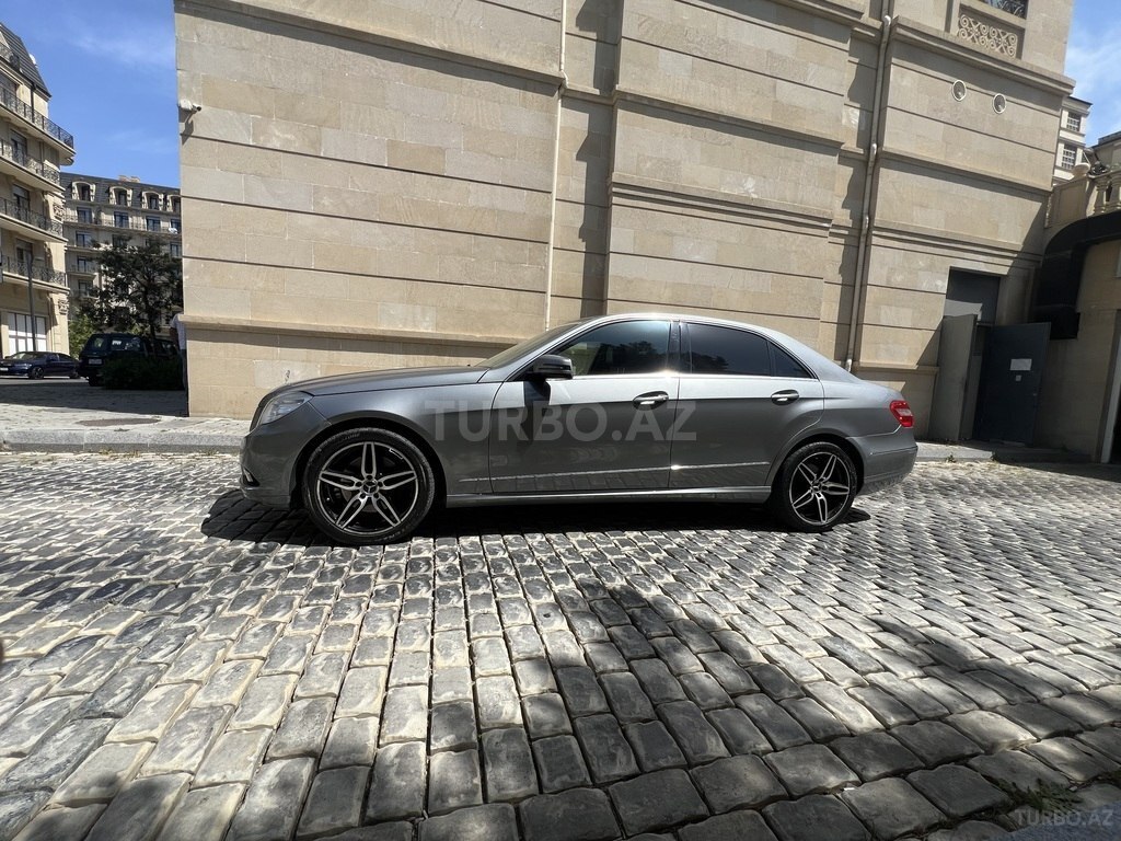 Mercedes E 350 4MATIC