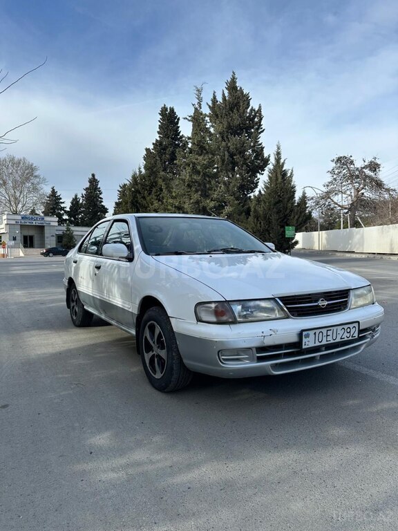 Nissan Sunny