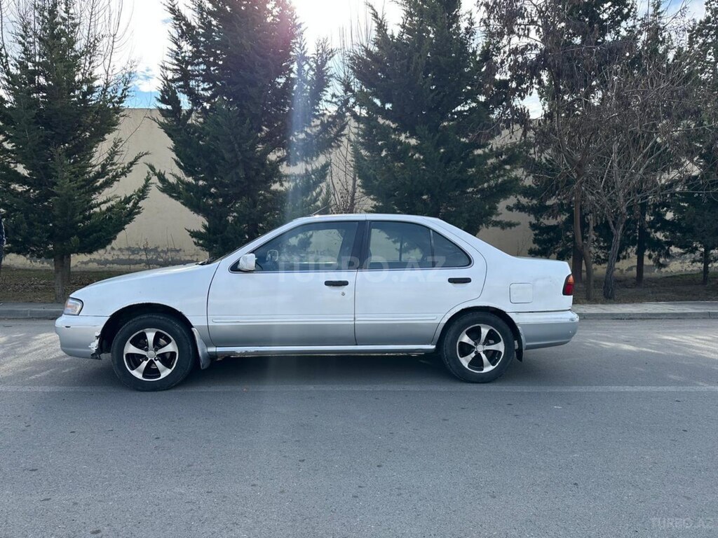 Nissan Sunny