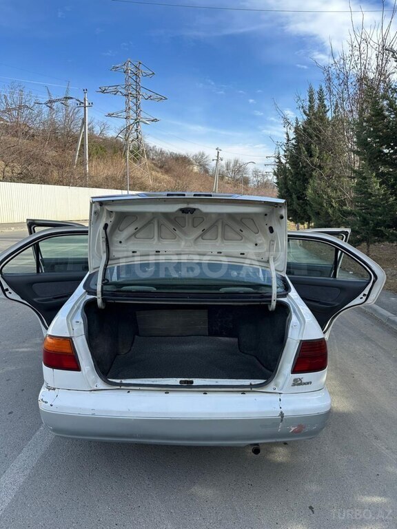 Nissan Sunny