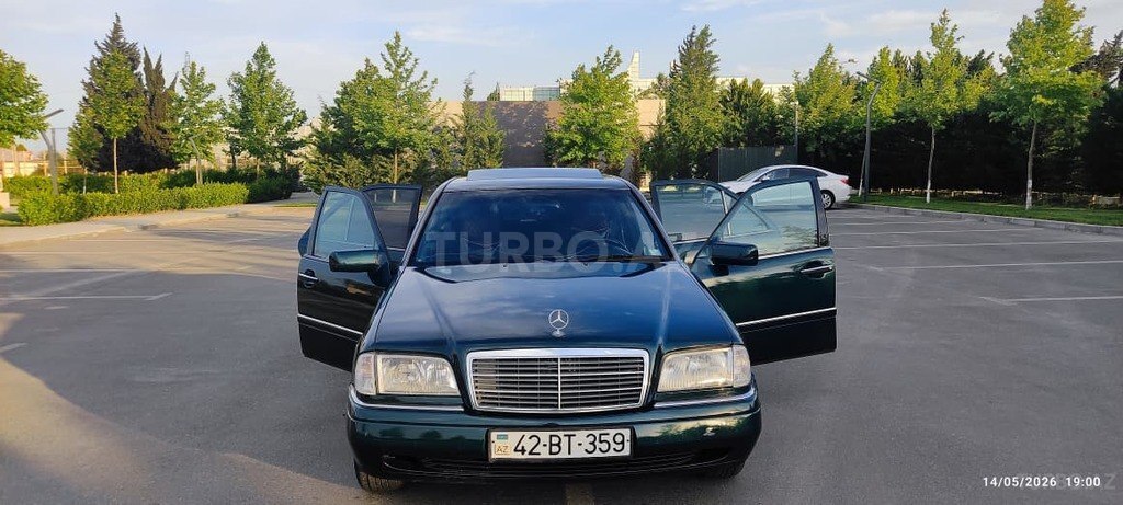 Mercedes C 230