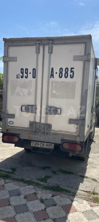 Hyundai H 100