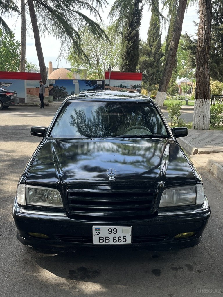 Mercedes C 230
