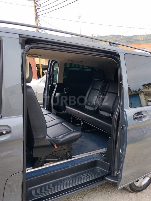 Mercedes Vito 121
