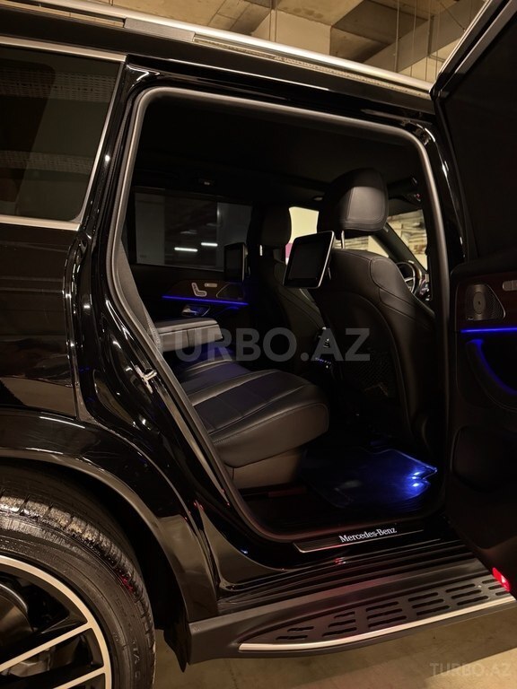 Mercedes GLS 450 4MATIC