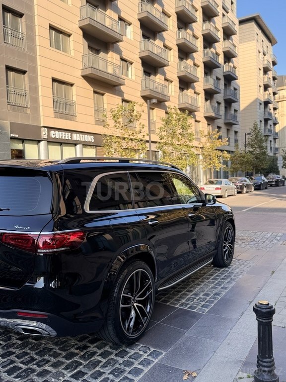 Mercedes GLS 450 4MATIC