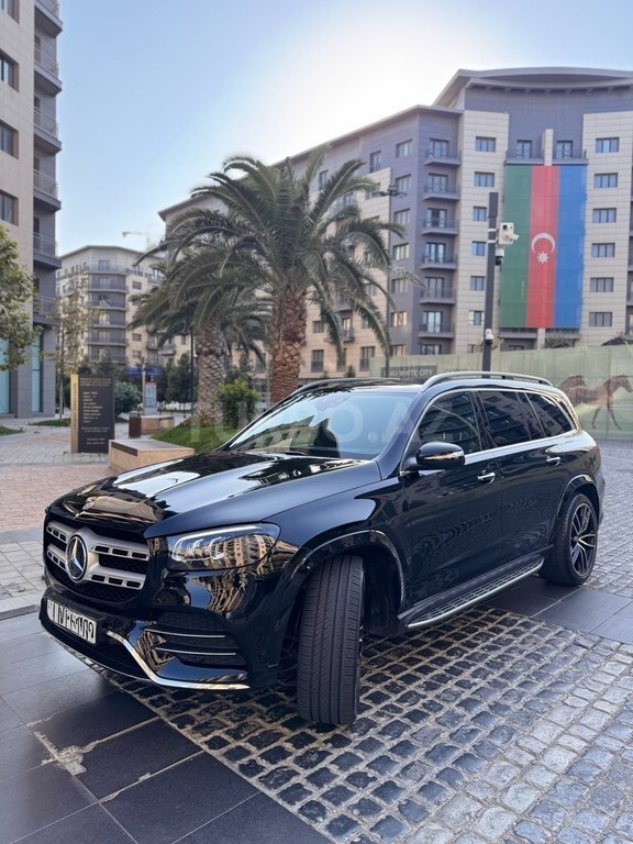 Mercedes GLS 450 4MATIC