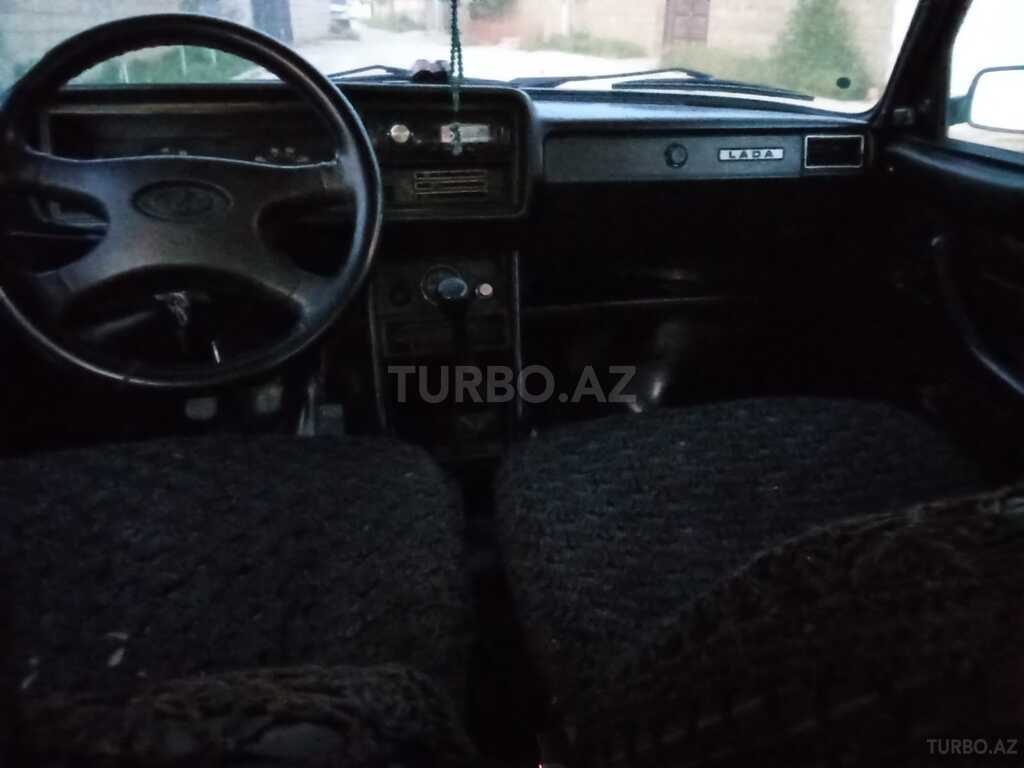 LADA (VAZ) 2105