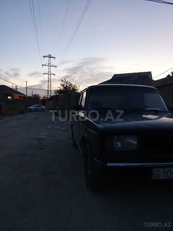 LADA (VAZ) 2105
