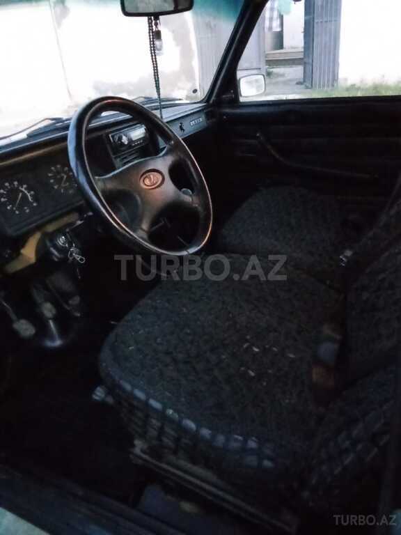 LADA (VAZ) 2105