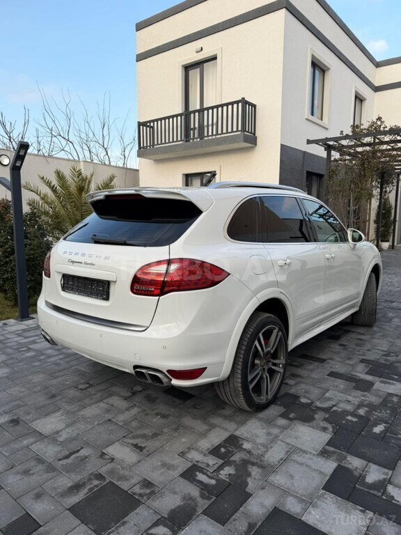 Porsche Cayenne Turbo S