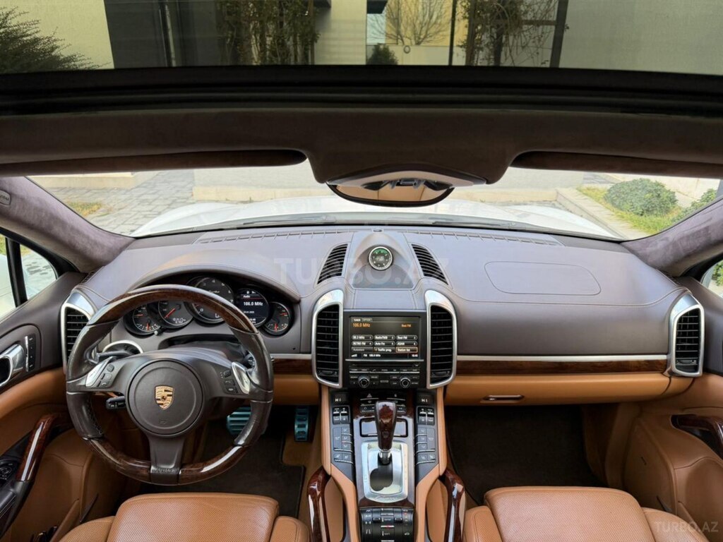 Porsche Cayenne Turbo S
