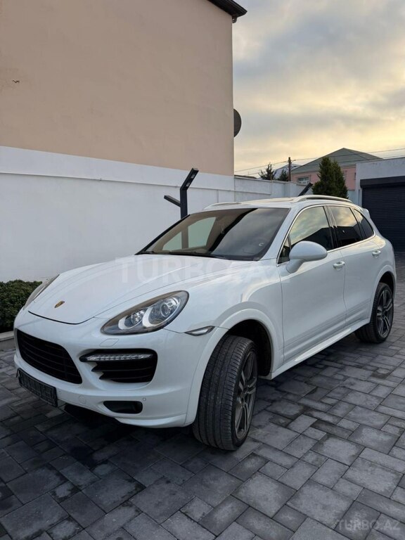 Porsche Cayenne Turbo S