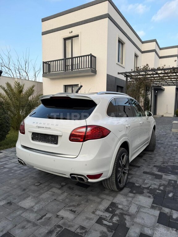 Porsche Cayenne Turbo S