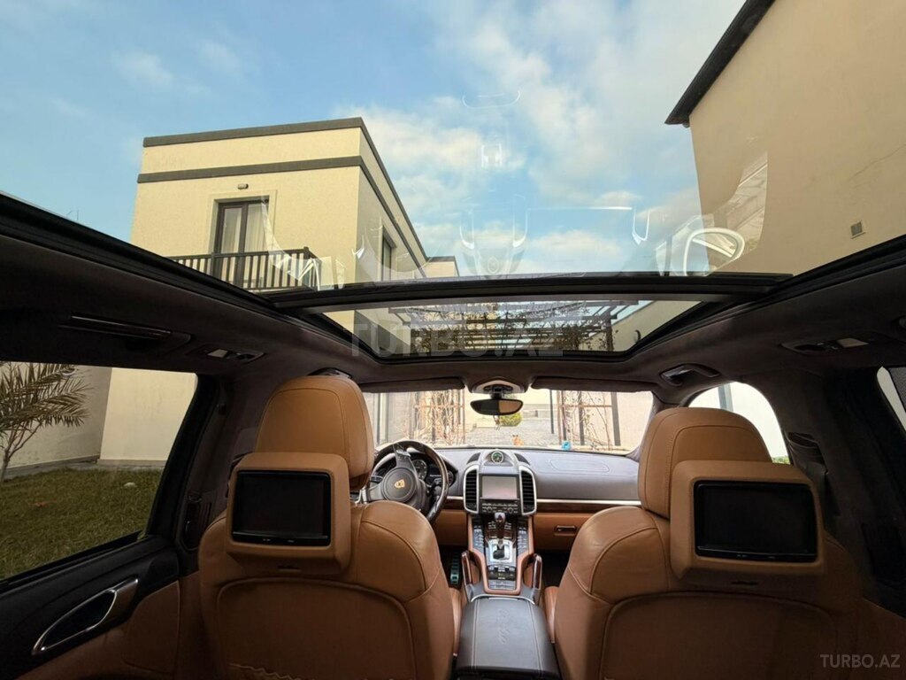 Porsche Cayenne Turbo S