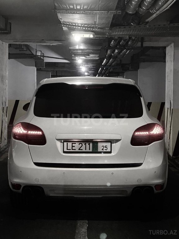 Porsche Cayenne Turbo