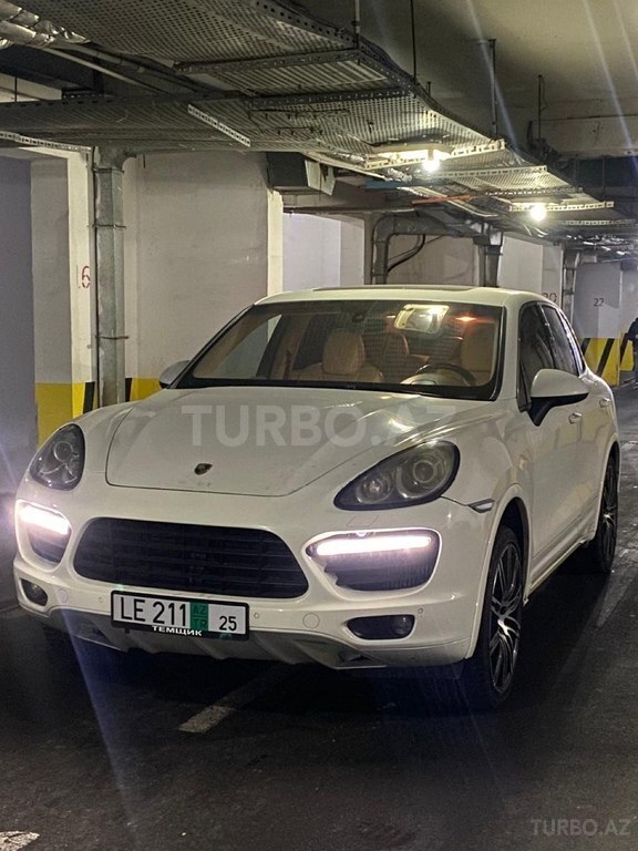 Porsche Cayenne Turbo