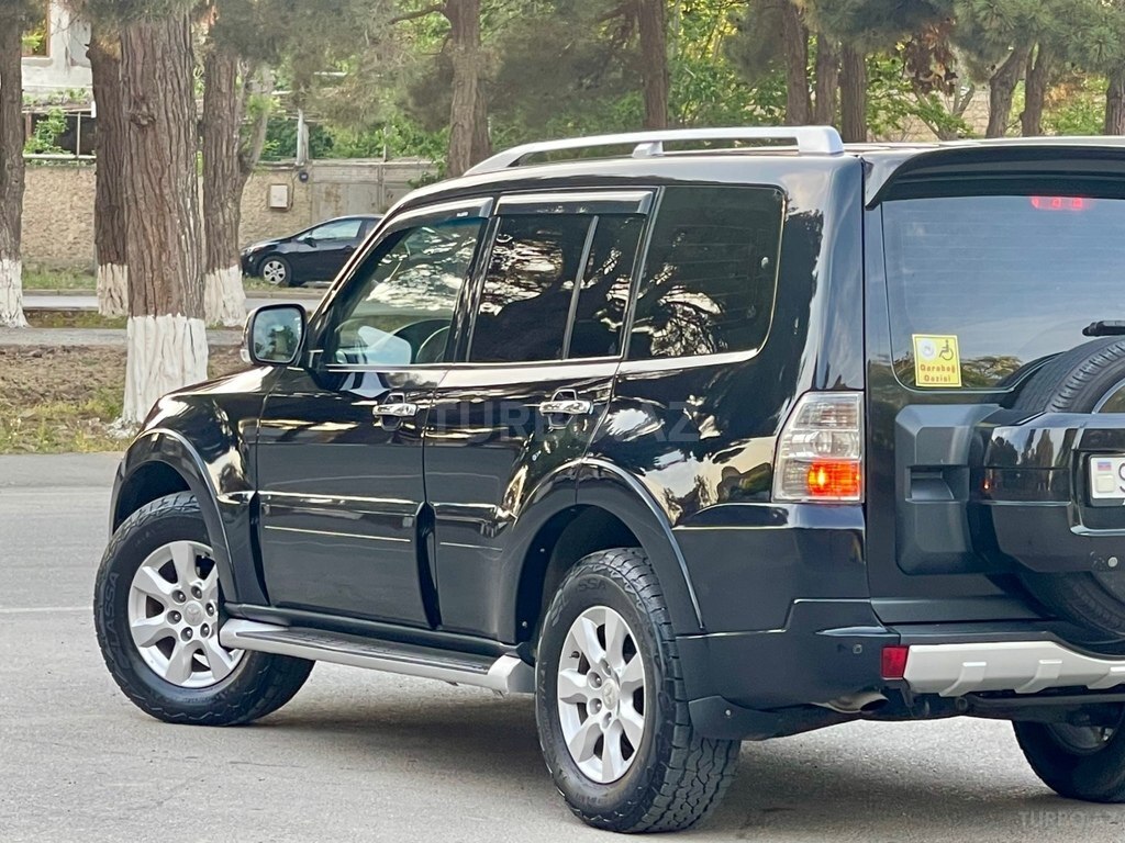 Mitsubishi Pajero