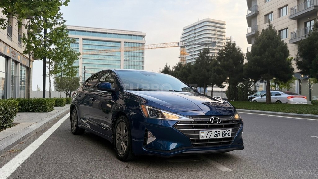 Hyundai Elantra