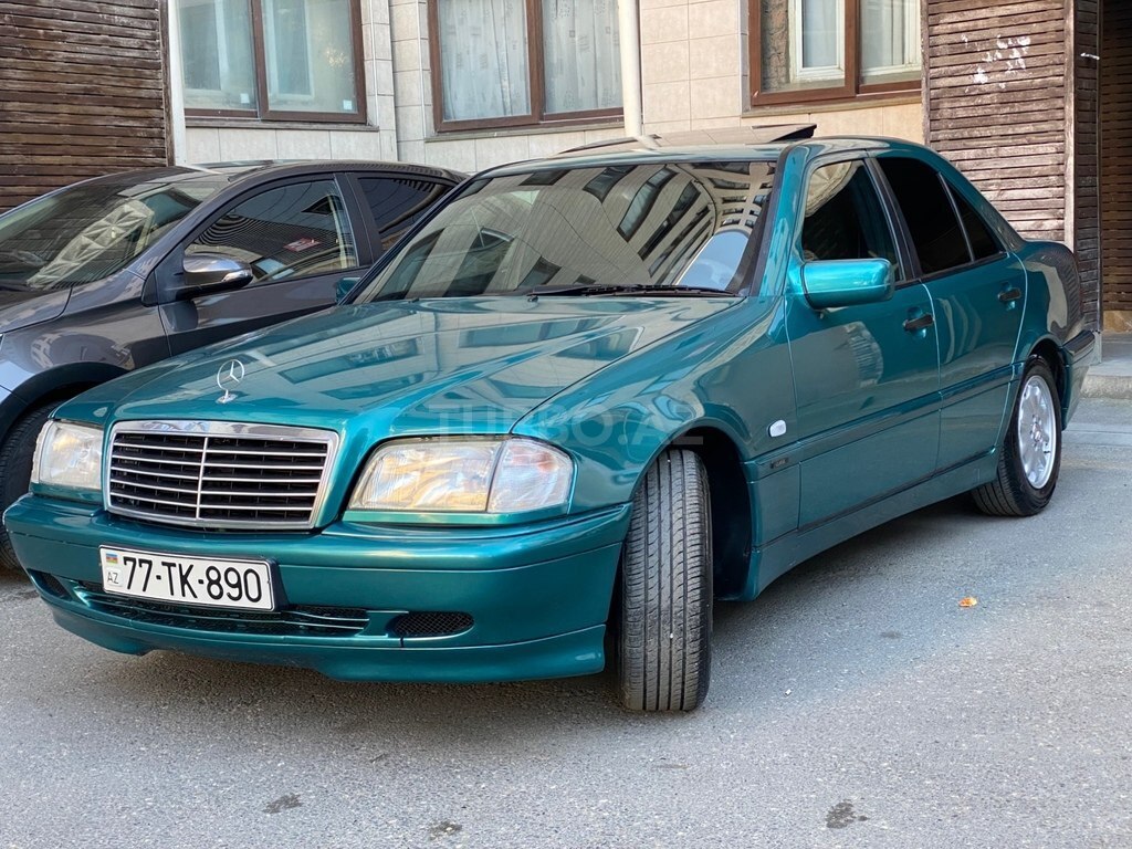 Mercedes C 180