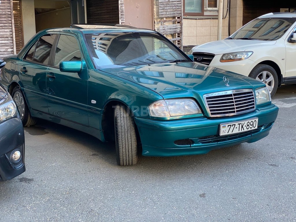 Mercedes C 180