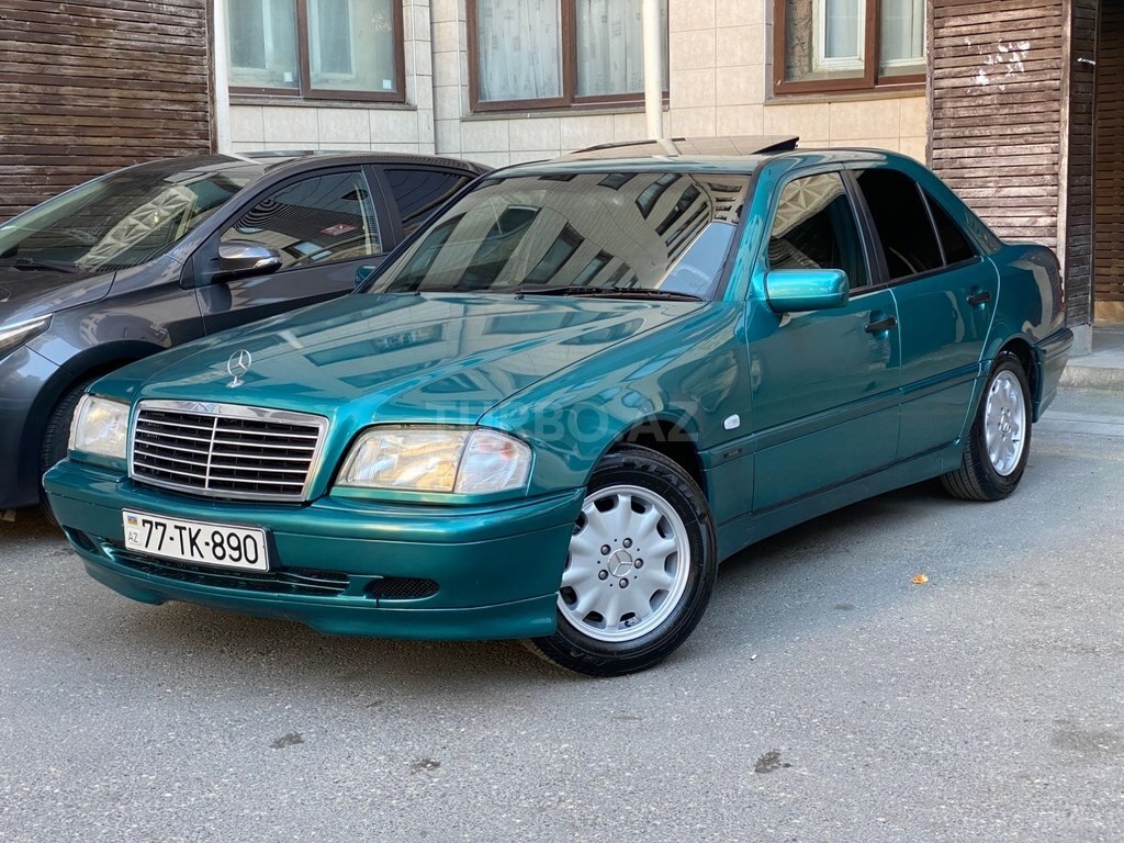 Mercedes C 180