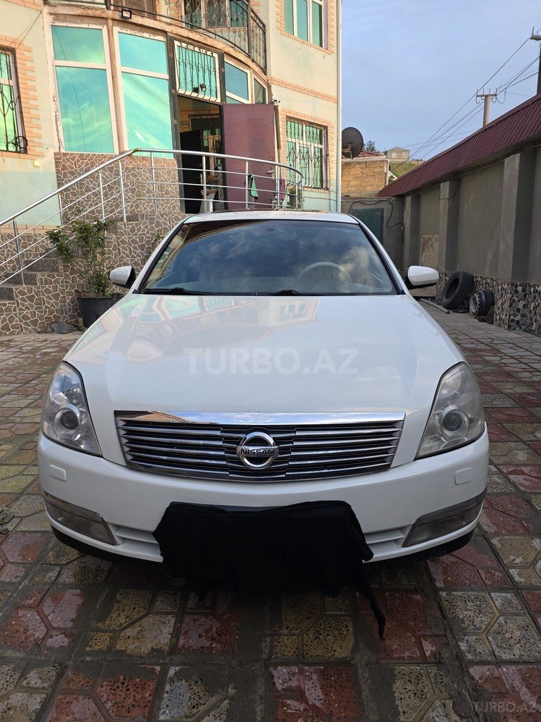 Nissan Teana