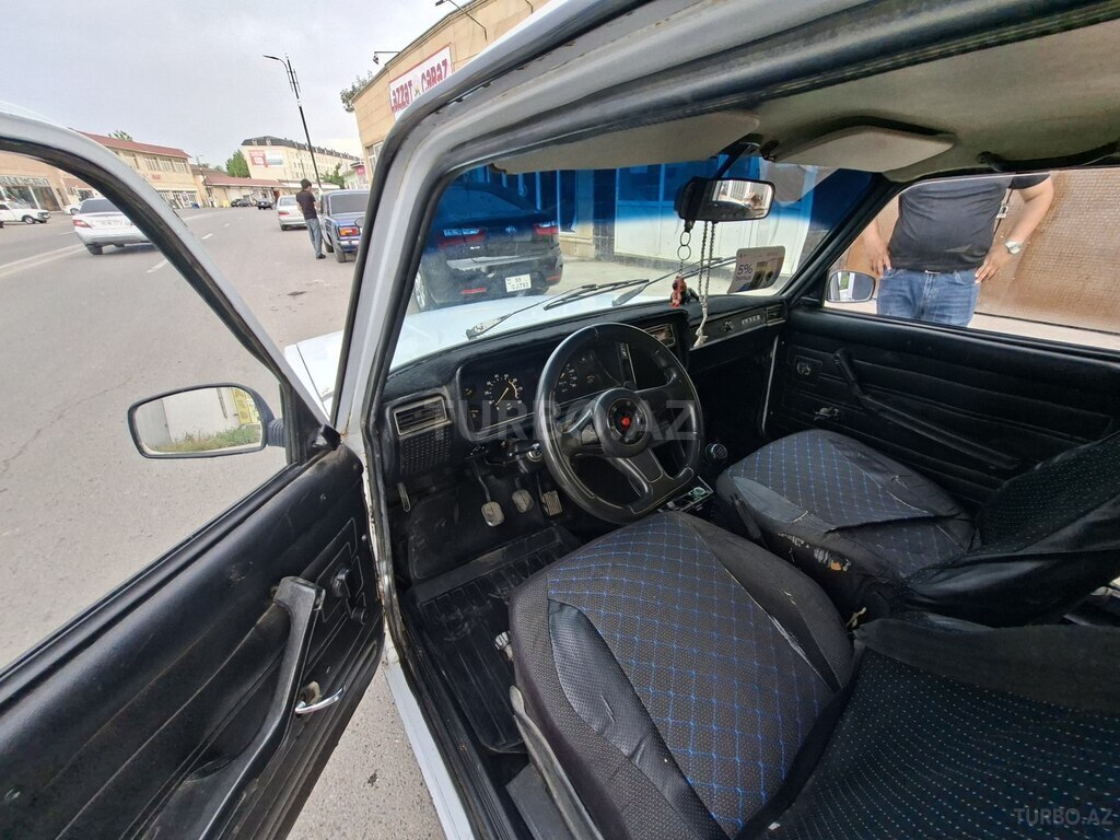 LADA (VAZ) 2107