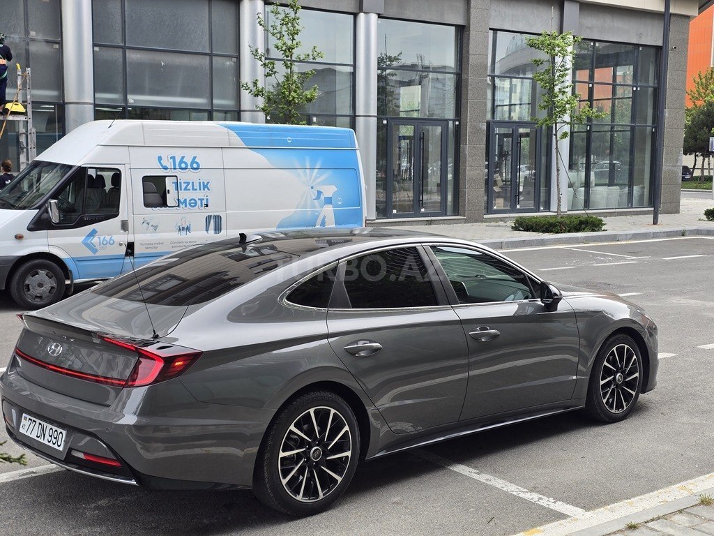 Hyundai Sonata