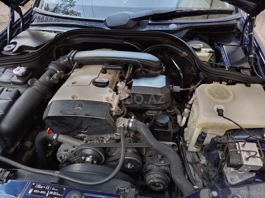 Mercedes C 180
