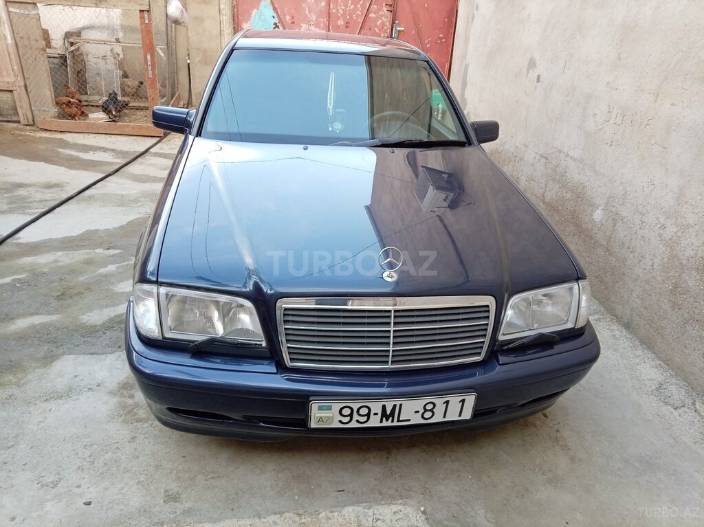 Mercedes C 180