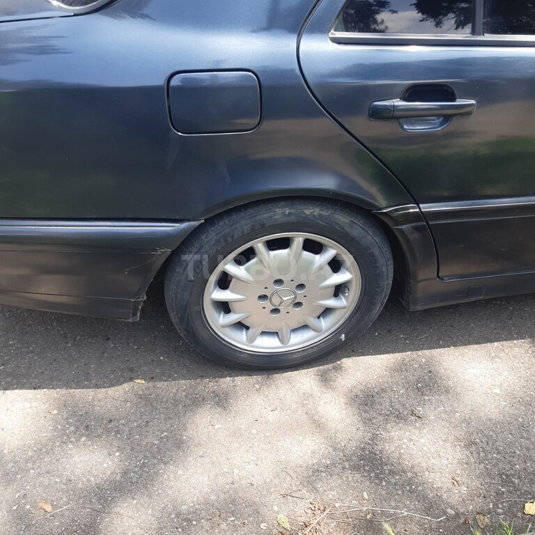 Mercedes C 230