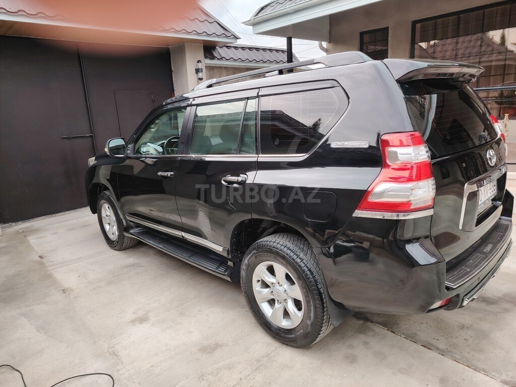 Toyota Land Cruiser Prado