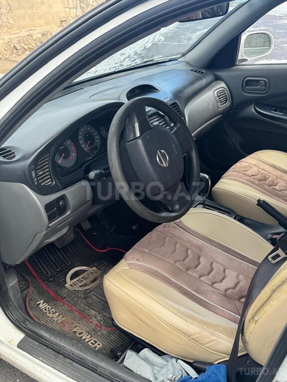 Nissan Sunny