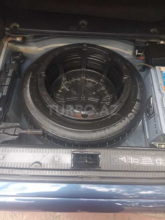 Mercedes C 200