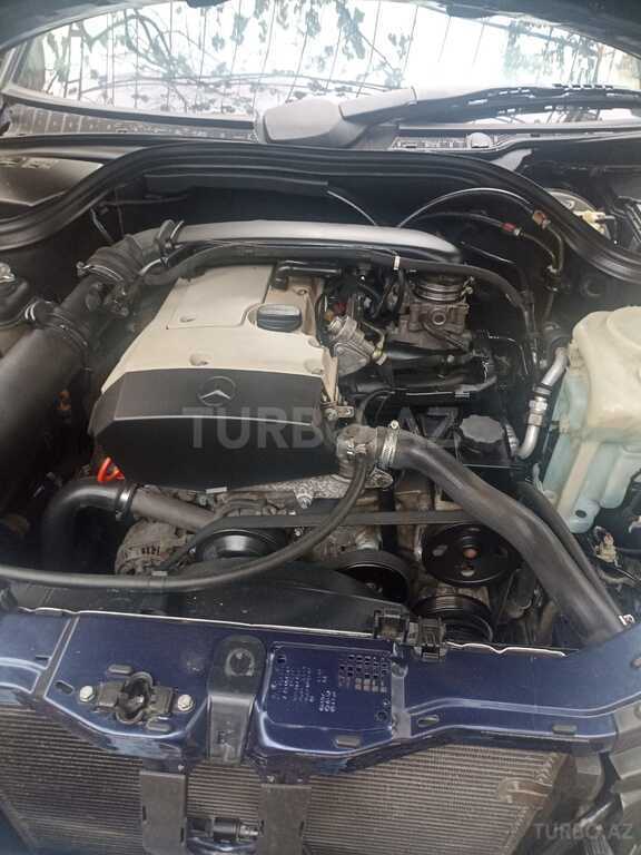 Mercedes C 200