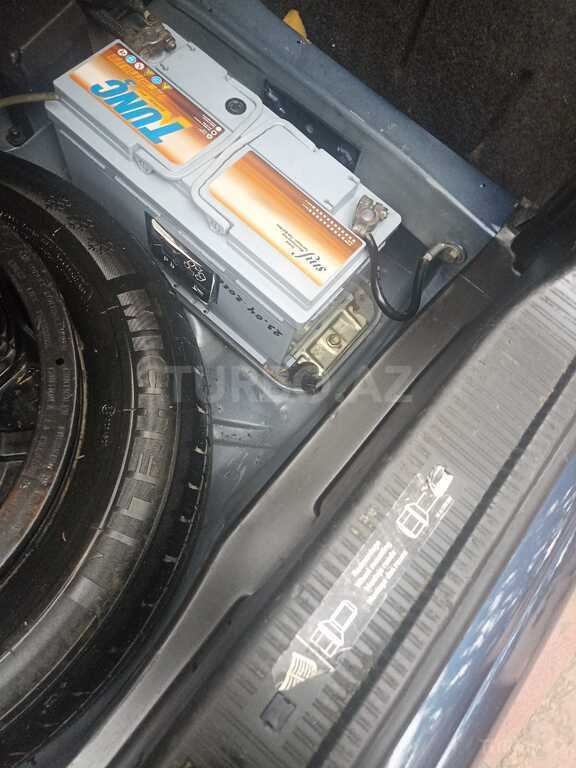 Mercedes C 200
