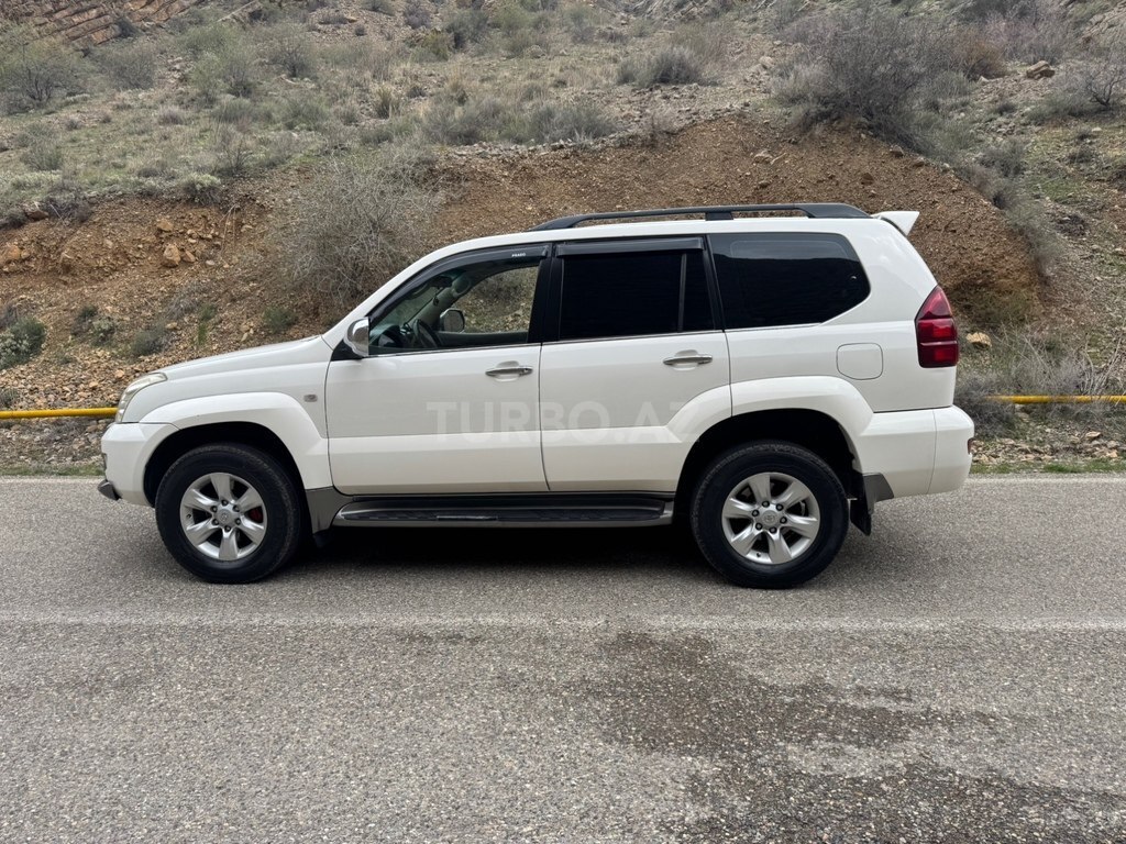 Toyota Land Cruiser Prado