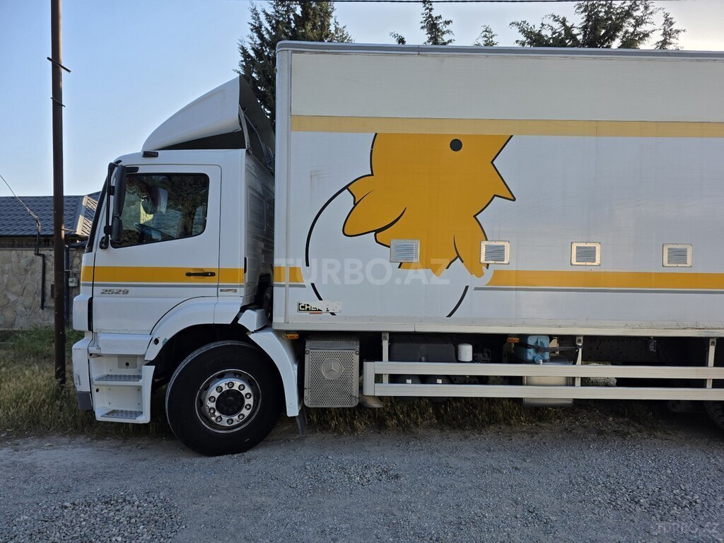 Mercedes Axor 2529