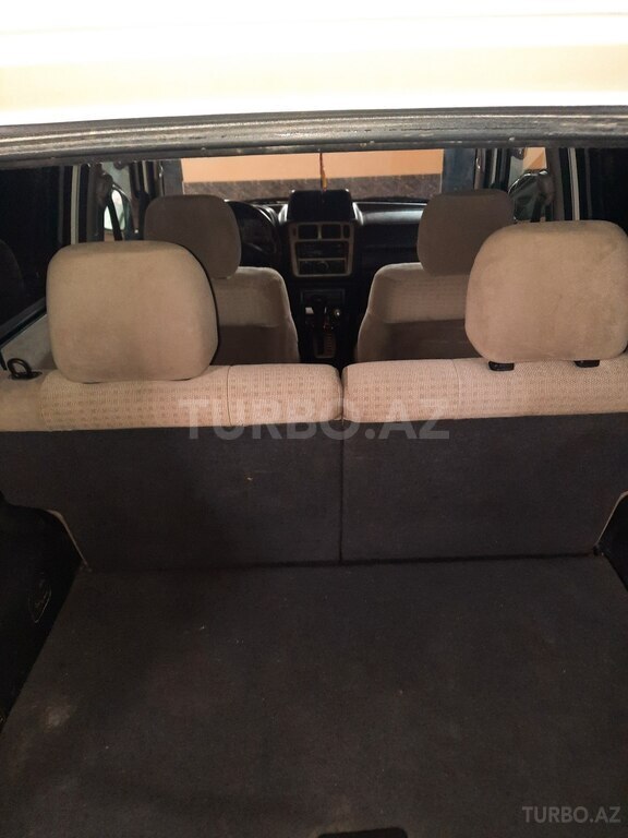 Mitsubishi Pajero io