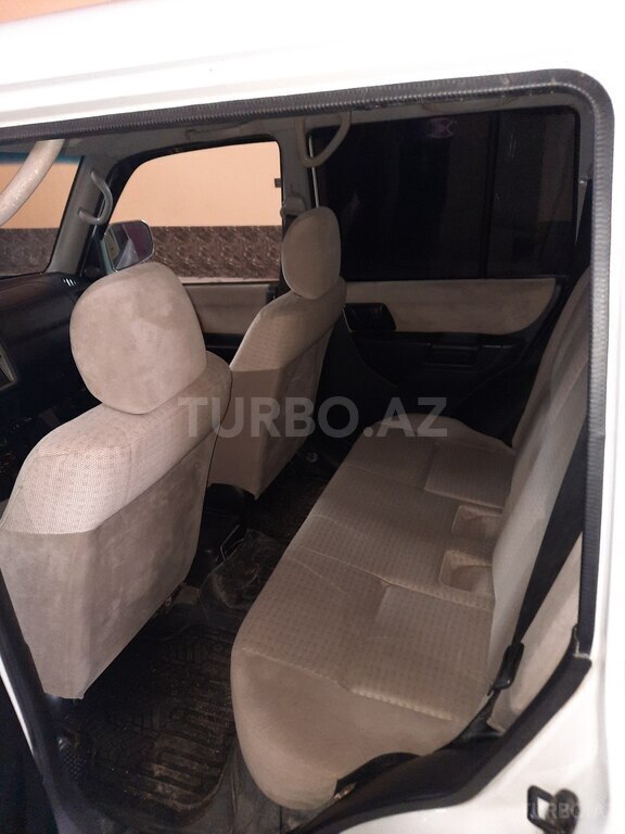 Mitsubishi Pajero io