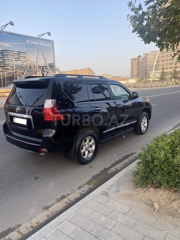 Toyota Land Cruiser Prado