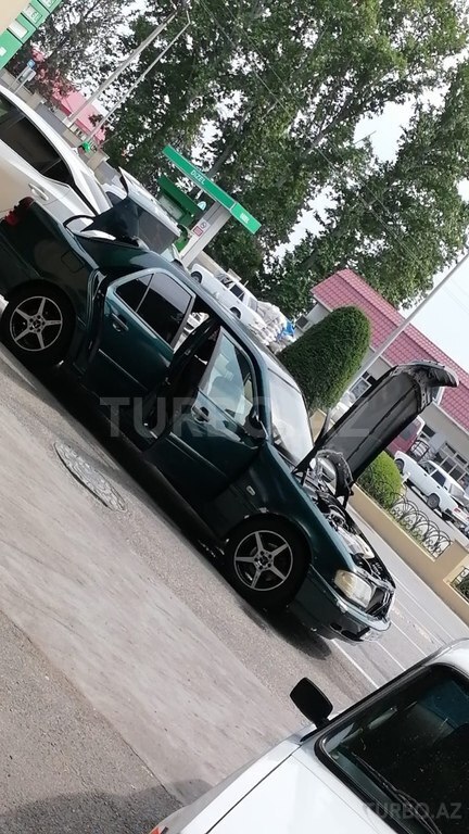 Mercedes C 180