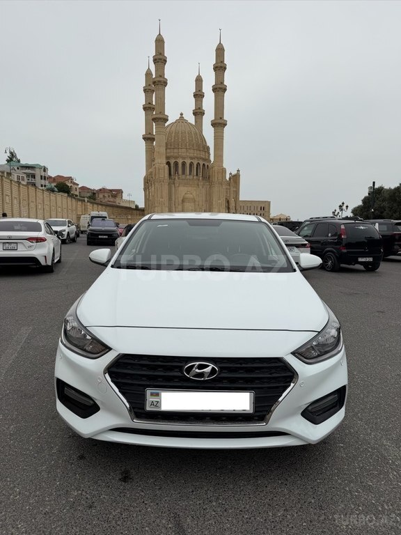 Hyundai Accent