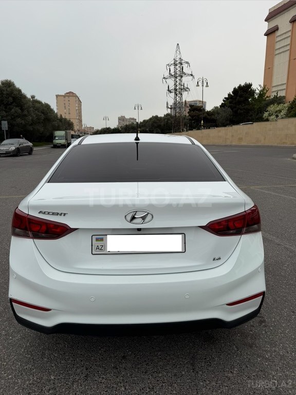 Hyundai Accent