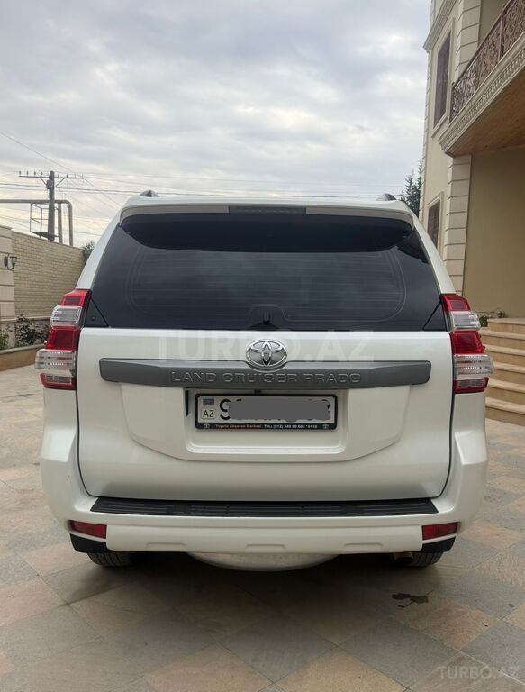 Toyota Land Cruiser Prado
