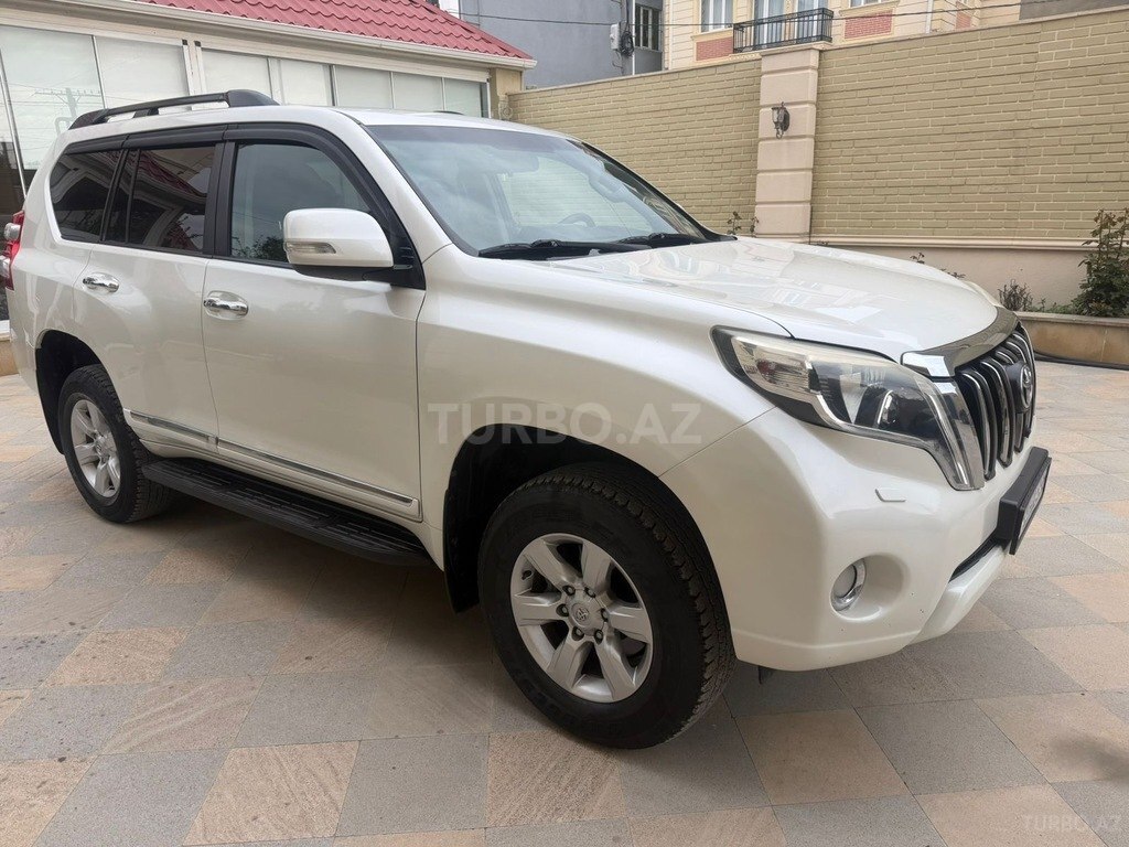 Toyota Land Cruiser Prado